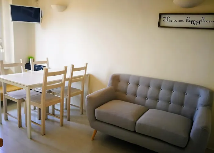 Q21Apartment -The Silent Charm